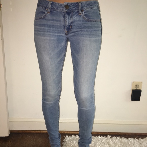American Eagle Jeans - Picture 1 of 4